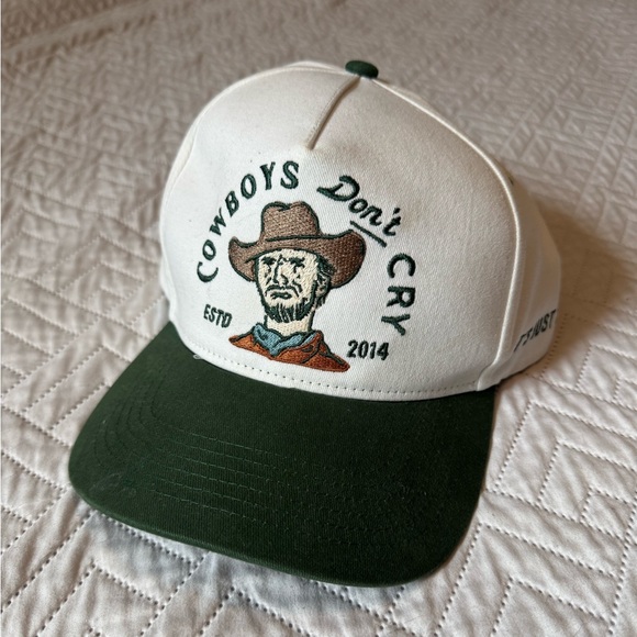 Cowboys don’t cry hat - Picture 3 of 3